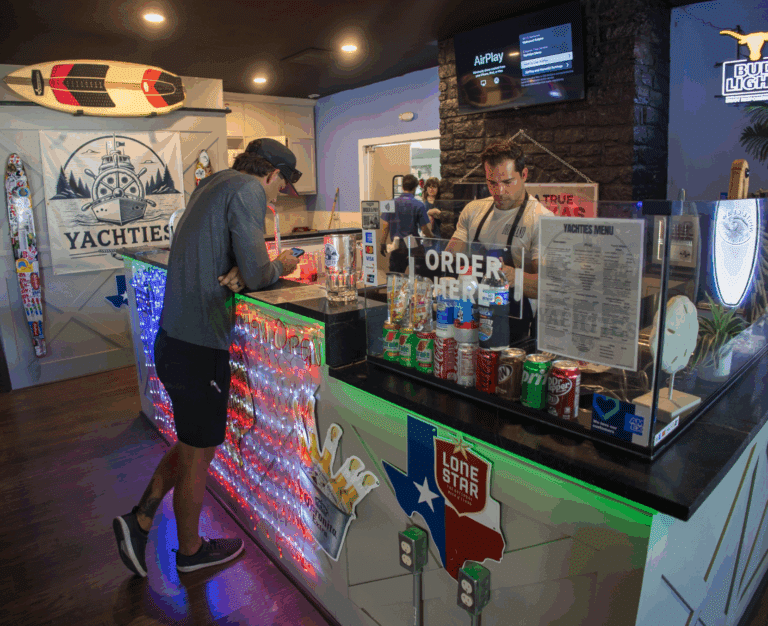 Lake Travis restaurant near Hudson Bend